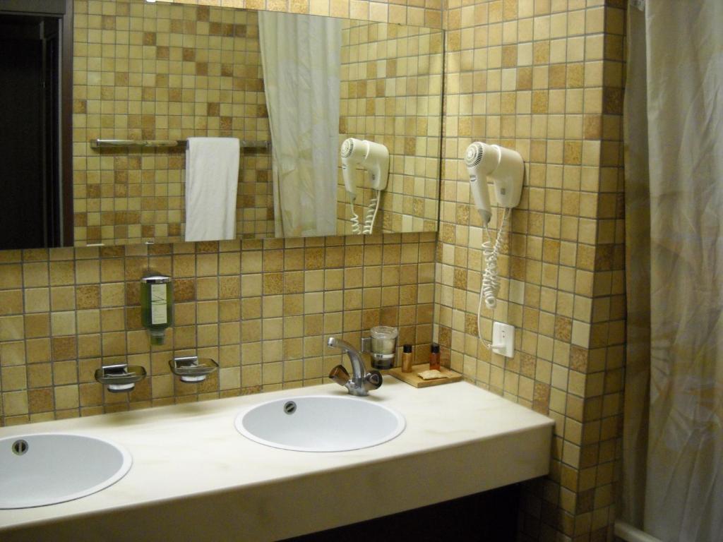 Hotel Le National Delémont Habitación foto